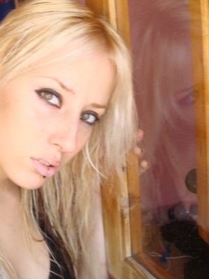 laura