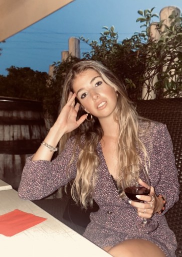 Nicole