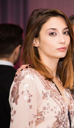 Claudia 