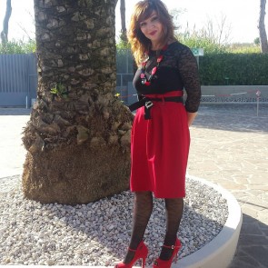 Monia